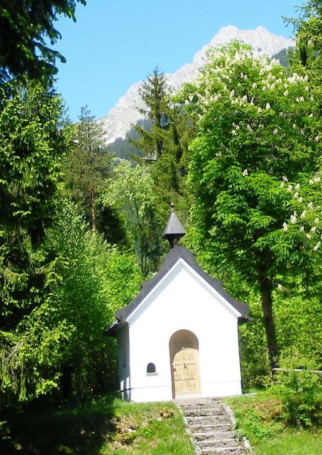 Appartement Haus Gebhard à Reutte Extérieur photo