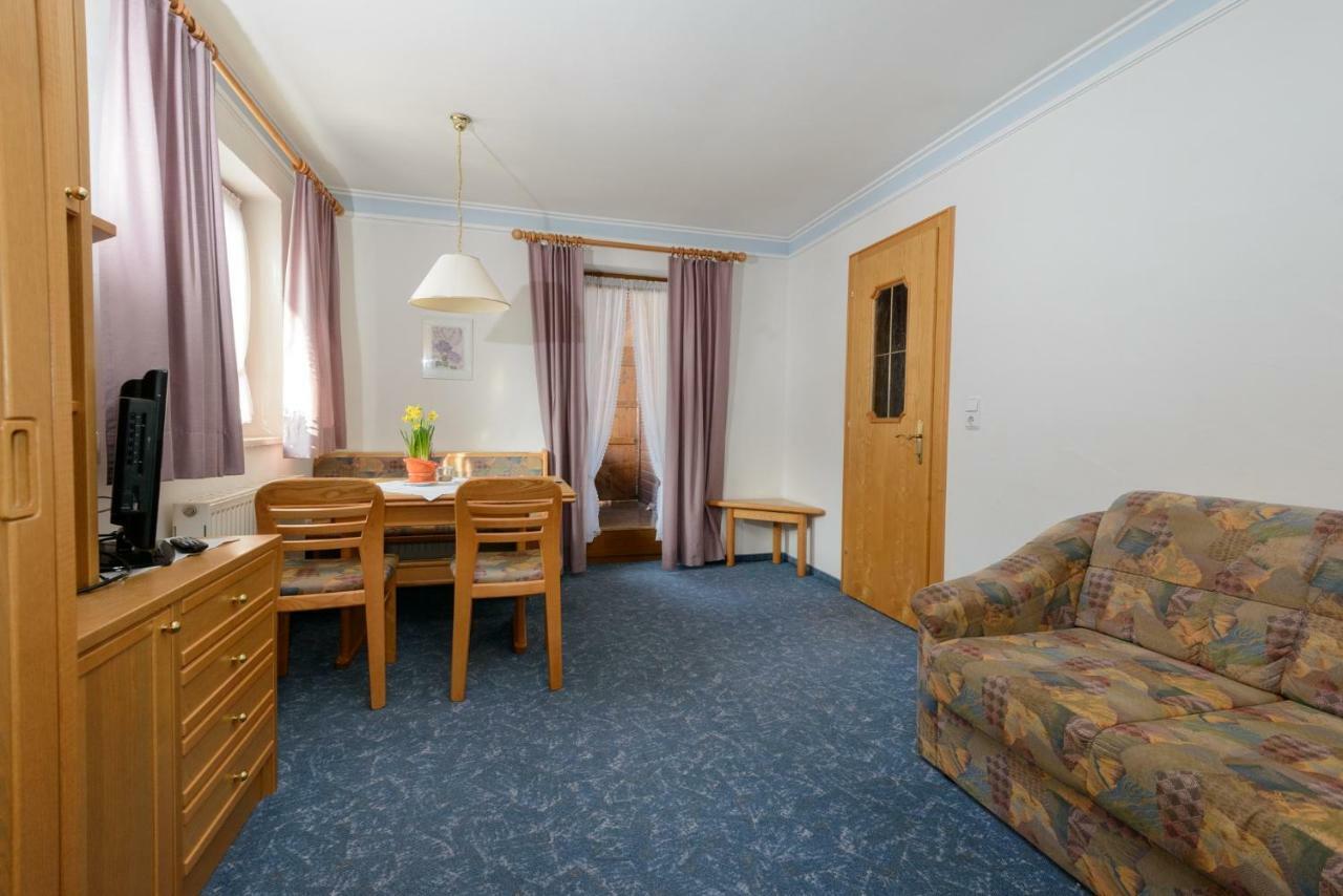 Appartement Haus Gebhard à Reutte Extérieur photo